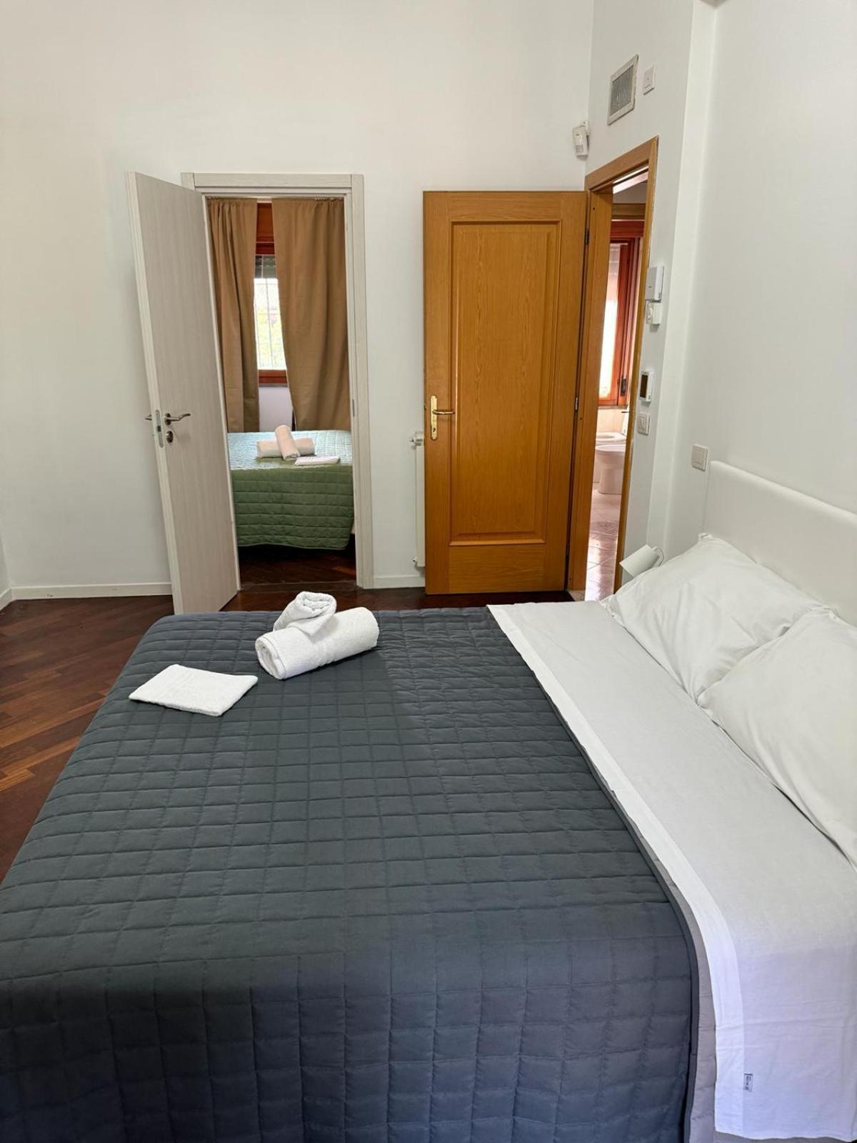 Dolcevita Eur 2 Luxury Hotell Rom Exteriör bild