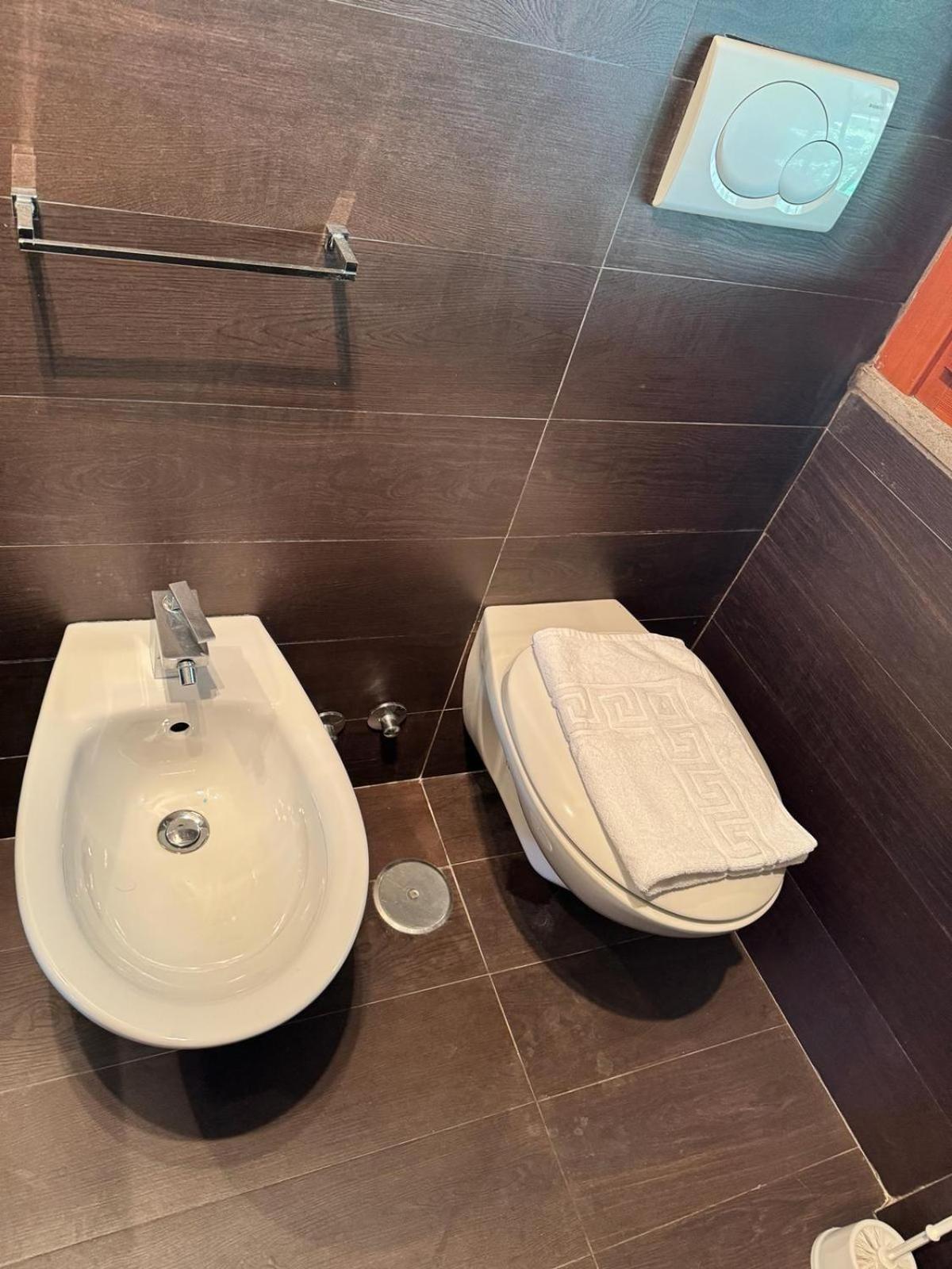Dolcevita Eur 2 Luxury Hotell Rom Exteriör bild
