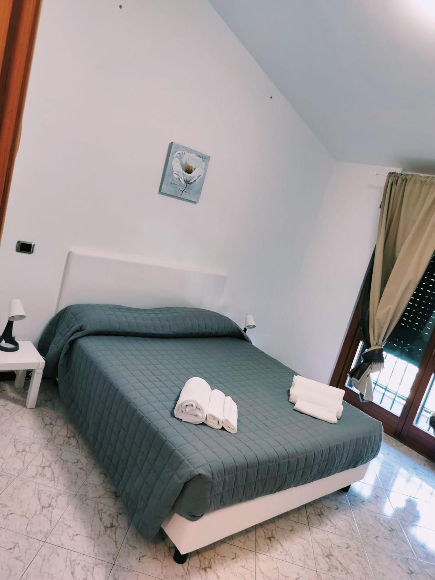 Dolcevita Eur 2 Luxury Hotell Rom Exteriör bild